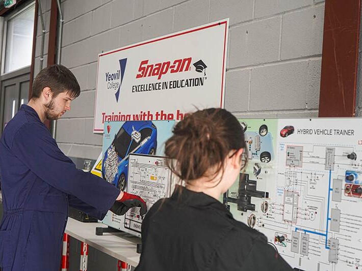 Snap-on support helps to transform automotive engineering at leading college 6 yeovil college2 uai